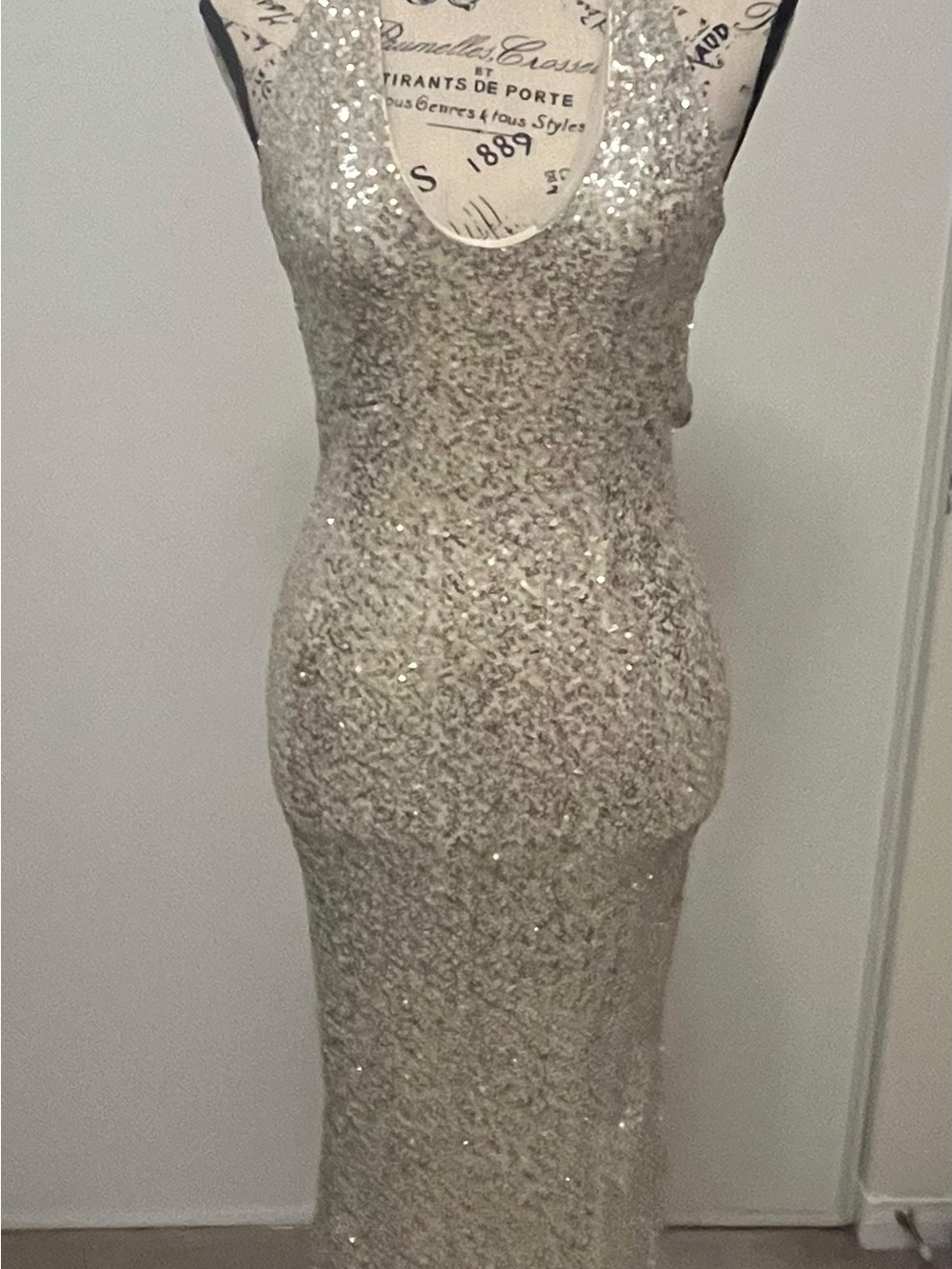 Sleeveless Silver Sequin Maxi Dress - Elegant Evening Gown